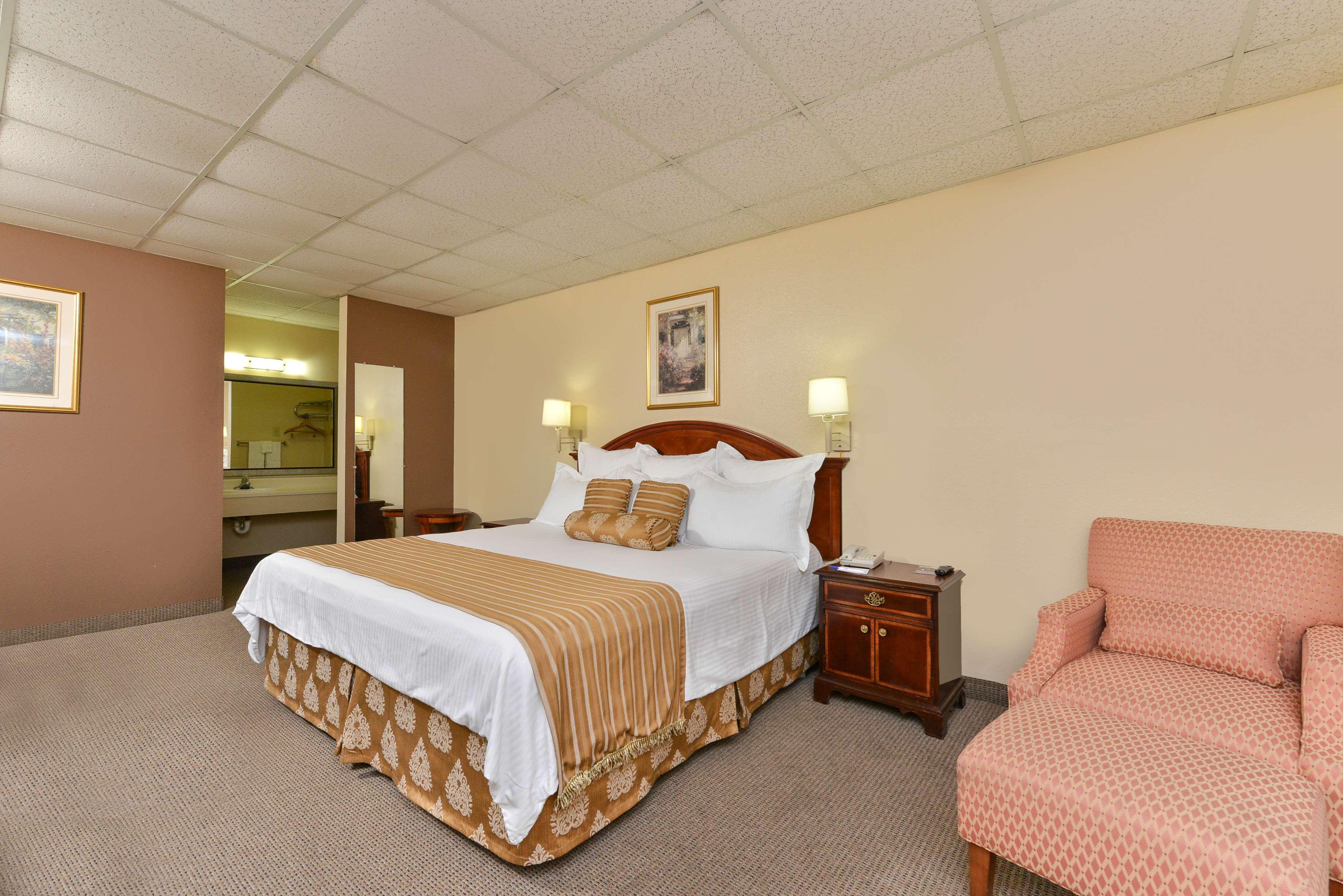 Americas Best Value Inn And Suites Victoria Exterior foto